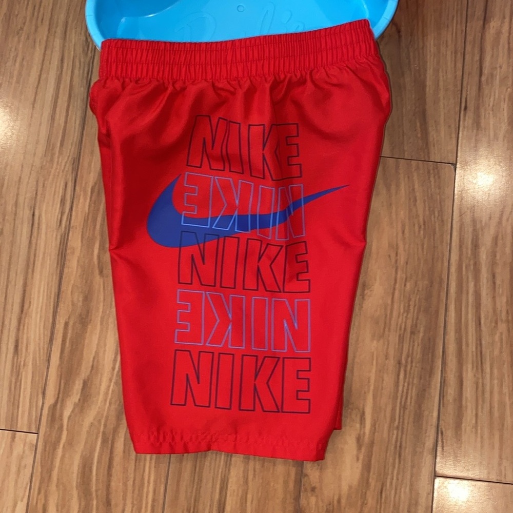 Nike Block Logo Breaker 8" Swim Trunks (Big Kids) Size S in Red & Royal Blue - Picture 3 of 8